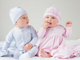Top 4 nhóm đồ sơ sinh mẹ cần phải liệt kê vào danh sách