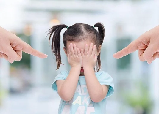 Tác hại của việc la mắng con cái ảnh hưởng như thế nào? tac-hai-cua-viec-la-mang-con-cai-2