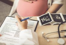 Bà bầu đi máy bay cần thủ tục gì? Quy trình A–Z tại sân bay